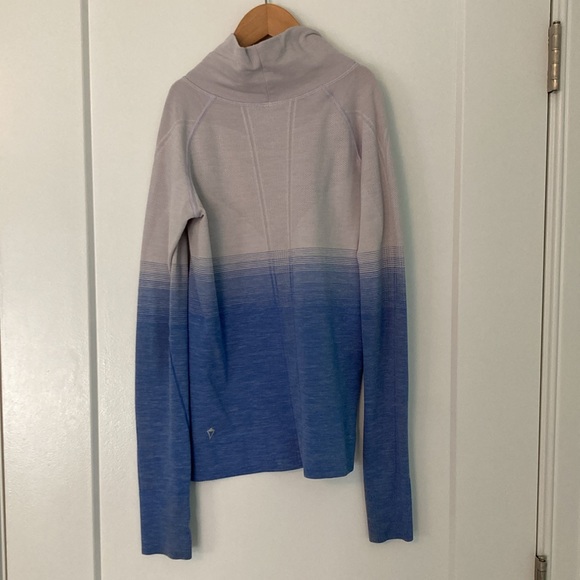 Ivivva Long Sleeve Shirt, Size 10 - Picture 4 of 5